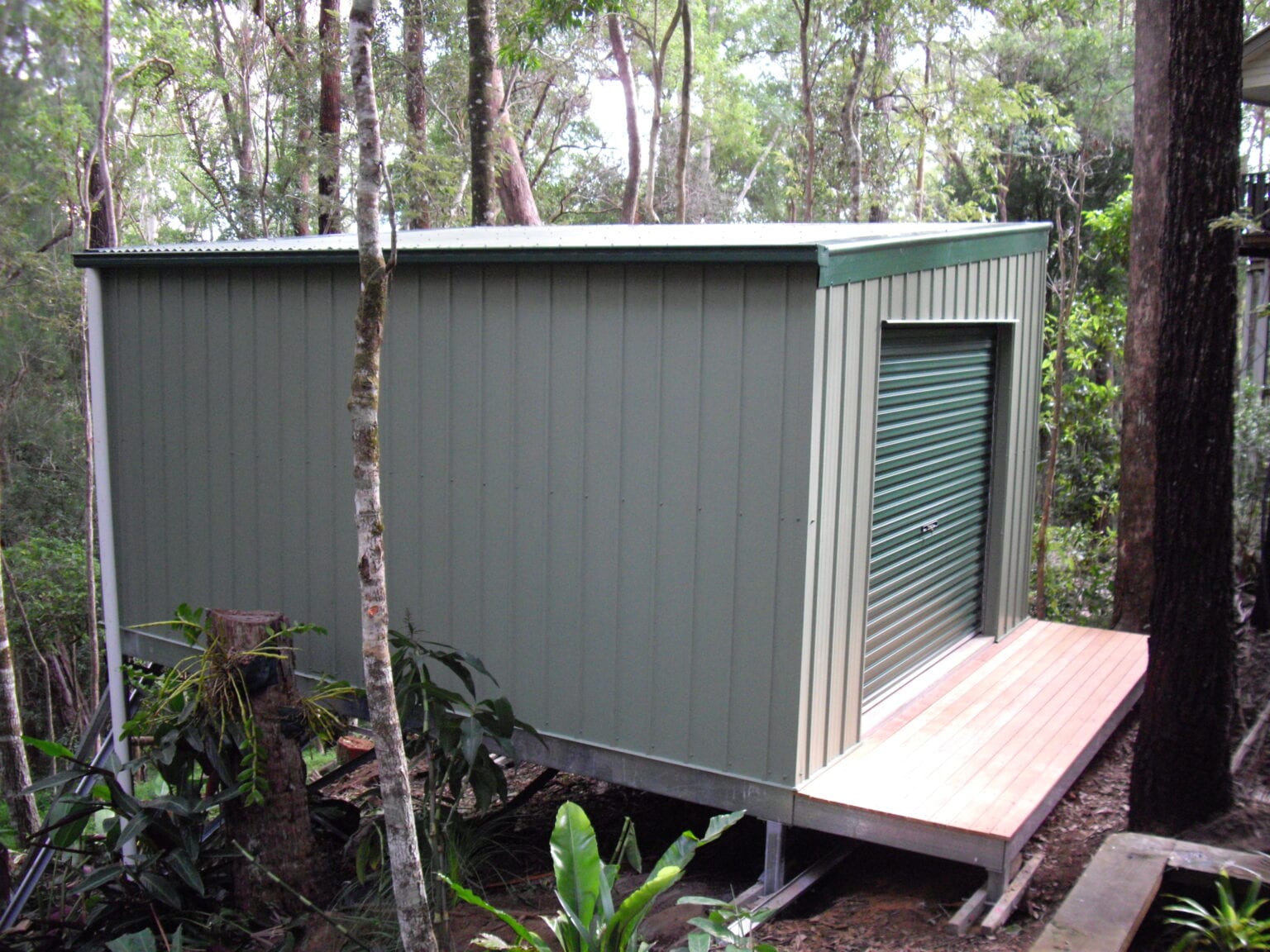 Skillion green tool shed 1xrd with balcony